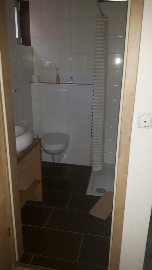 Gaestehaus Engelhard Pension Karbach  Bagian luar foto